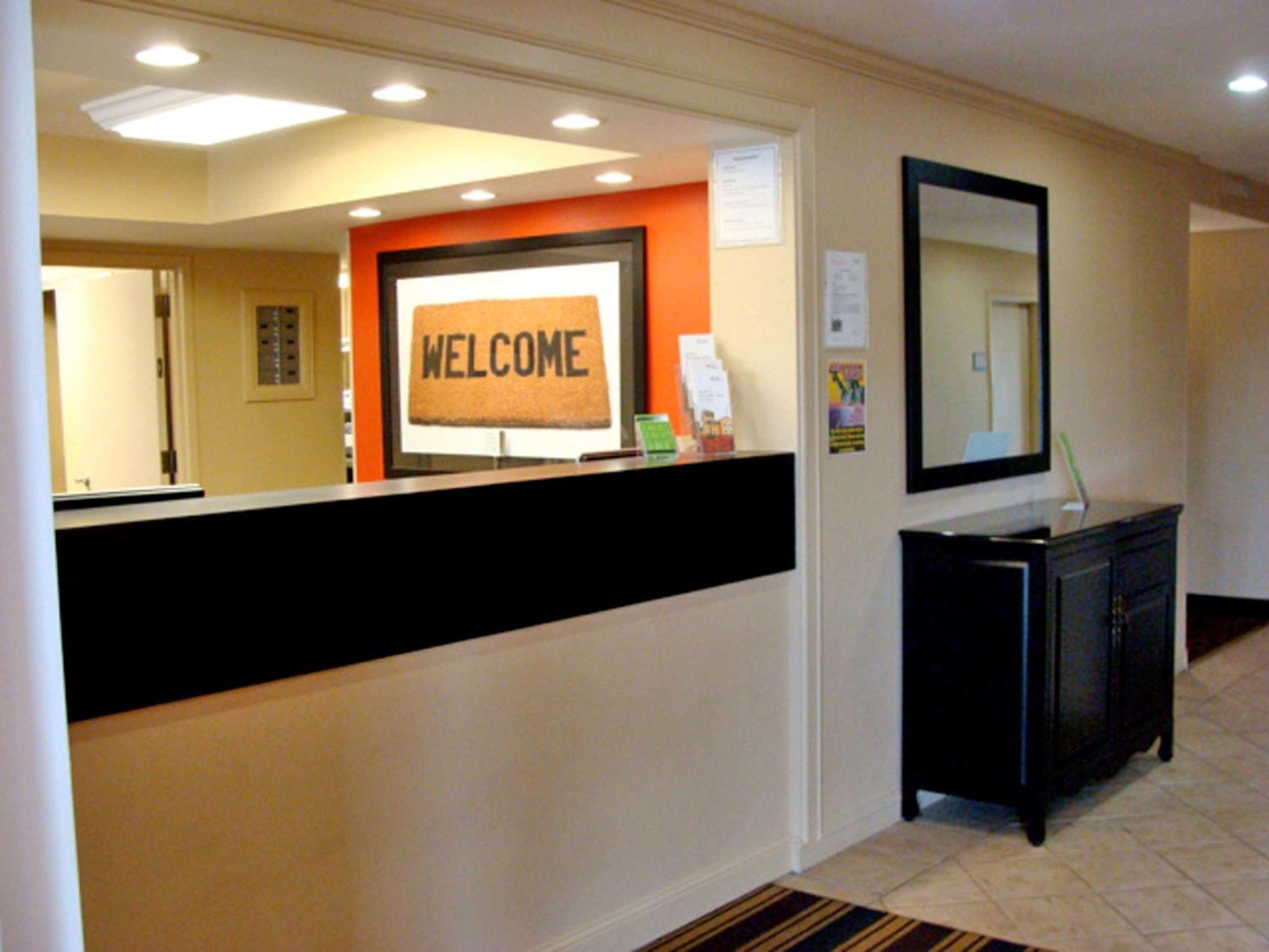 Extended Stay America Suites - Meadowlands - Ист-Рутерфорд Экстерьер фото