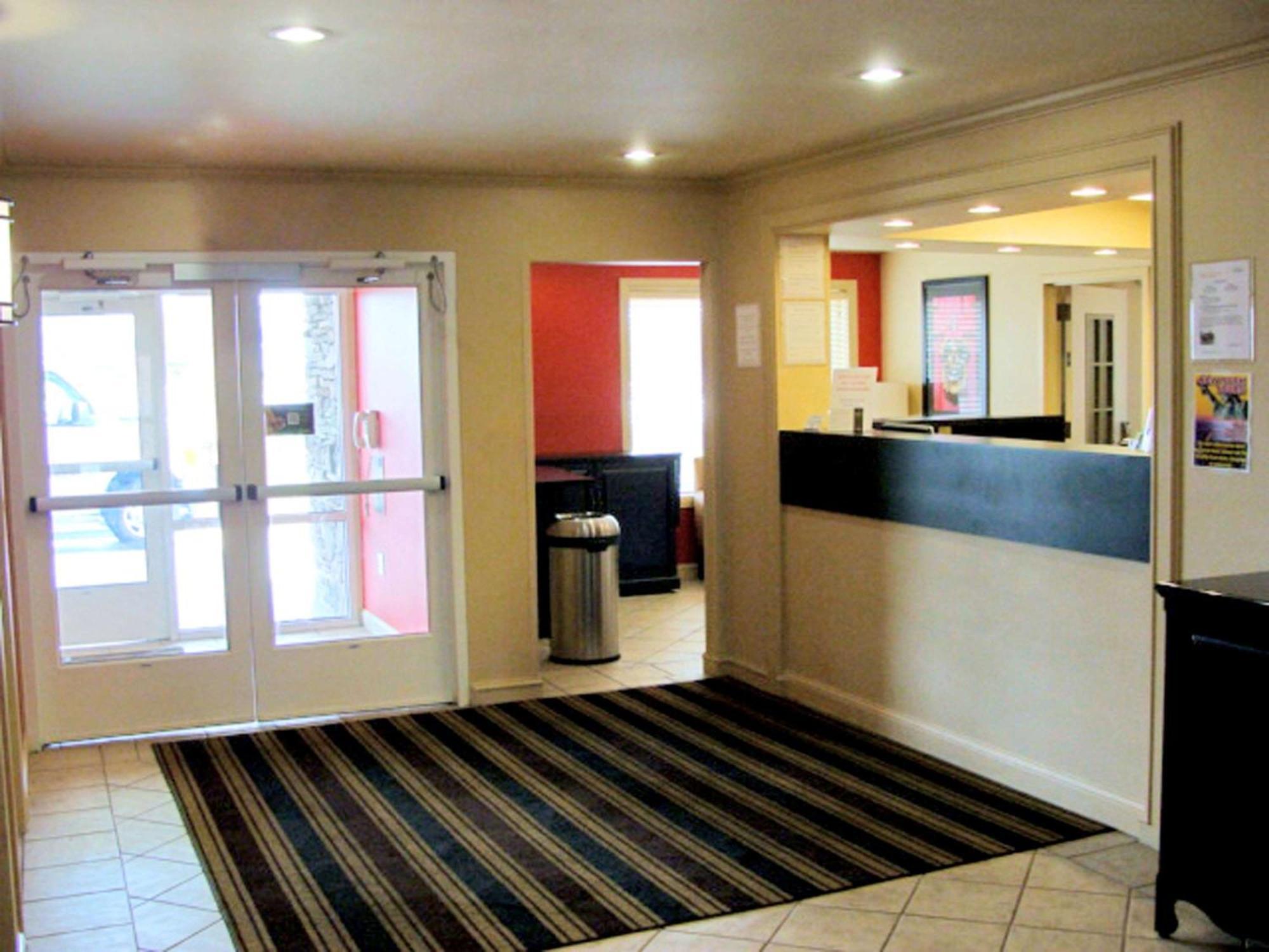 Extended Stay America Suites - Meadowlands - Ист-Рутерфорд Экстерьер фото